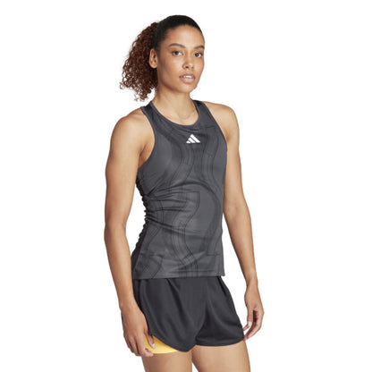 POLERA SIN MANGAS CLUB TENNIS ESTAMPADA